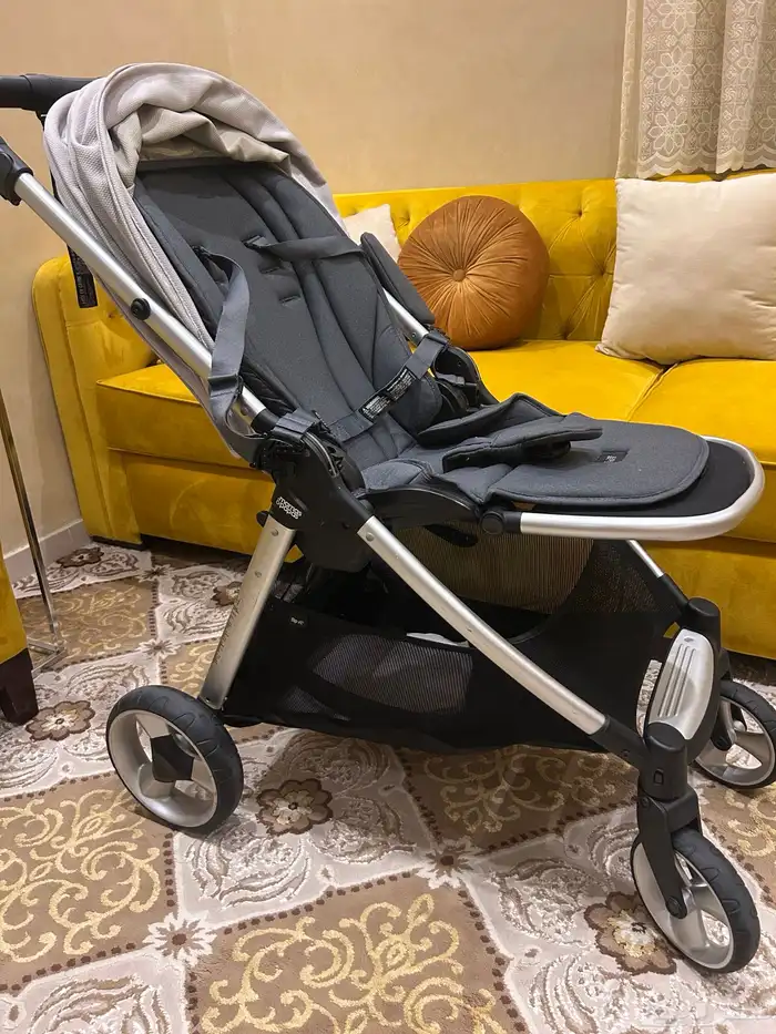 عربية اطفال ماماز اند باباز مع كرسي سيارة وكرسي طعام وهزاز 2