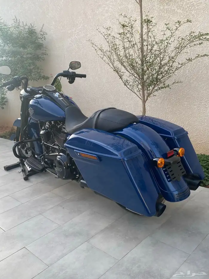 للبيع هارلي رود كنق 2023 جديد 10