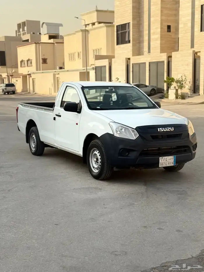 للبيع ايسوزو ديمكس 2022 5