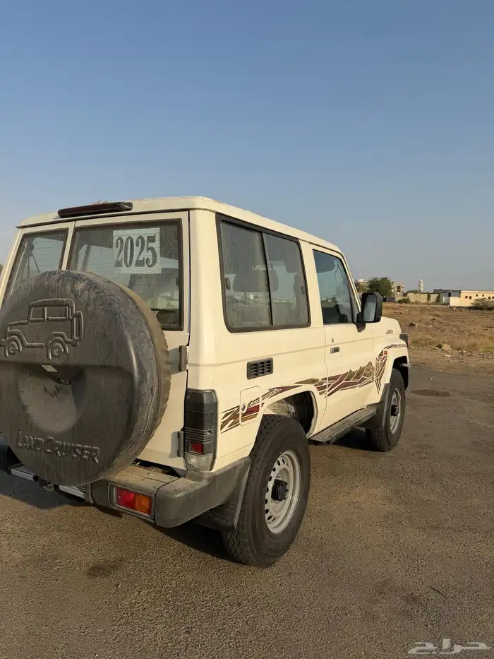 جيب ربع 25 شبه الصفر 0