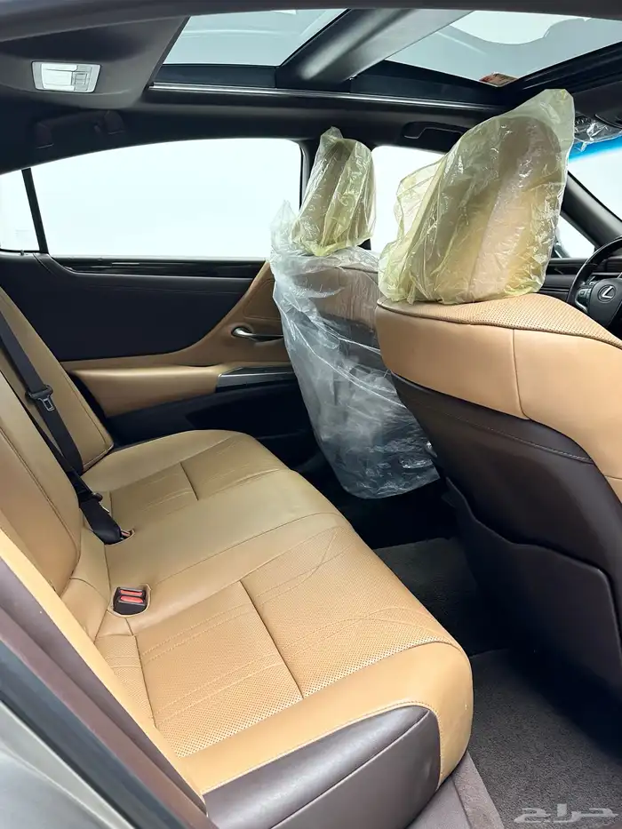 لكزس ES 250 فل كامل 2021 6