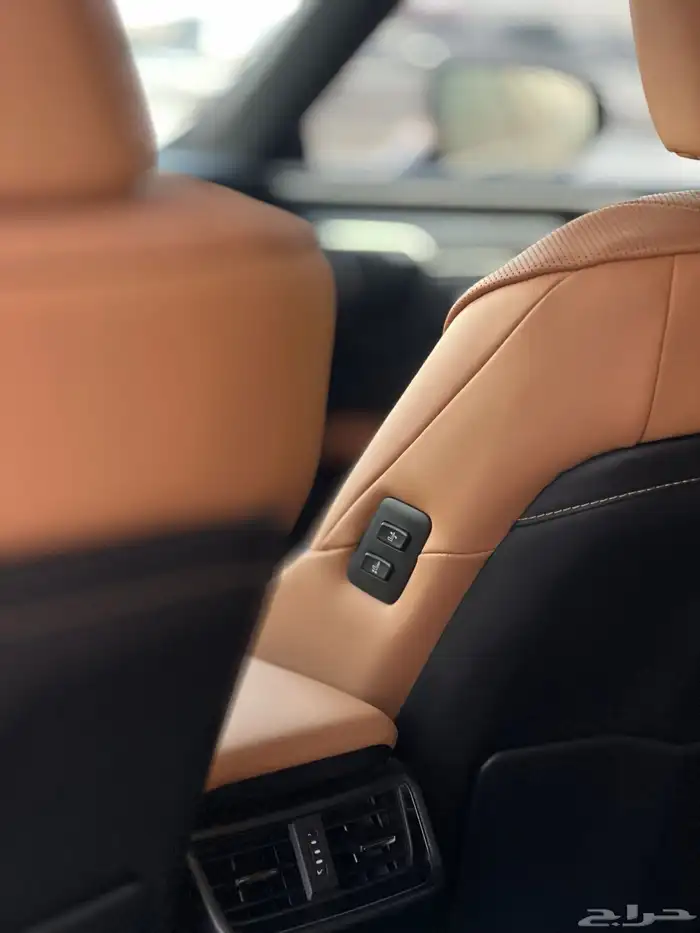 لكزس ES300h بدي وكاله مالك اول فل كامل 44