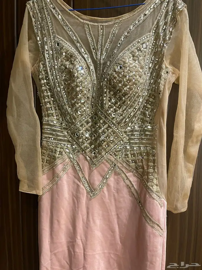 فستان مستعمل من اسمول لميديم 1