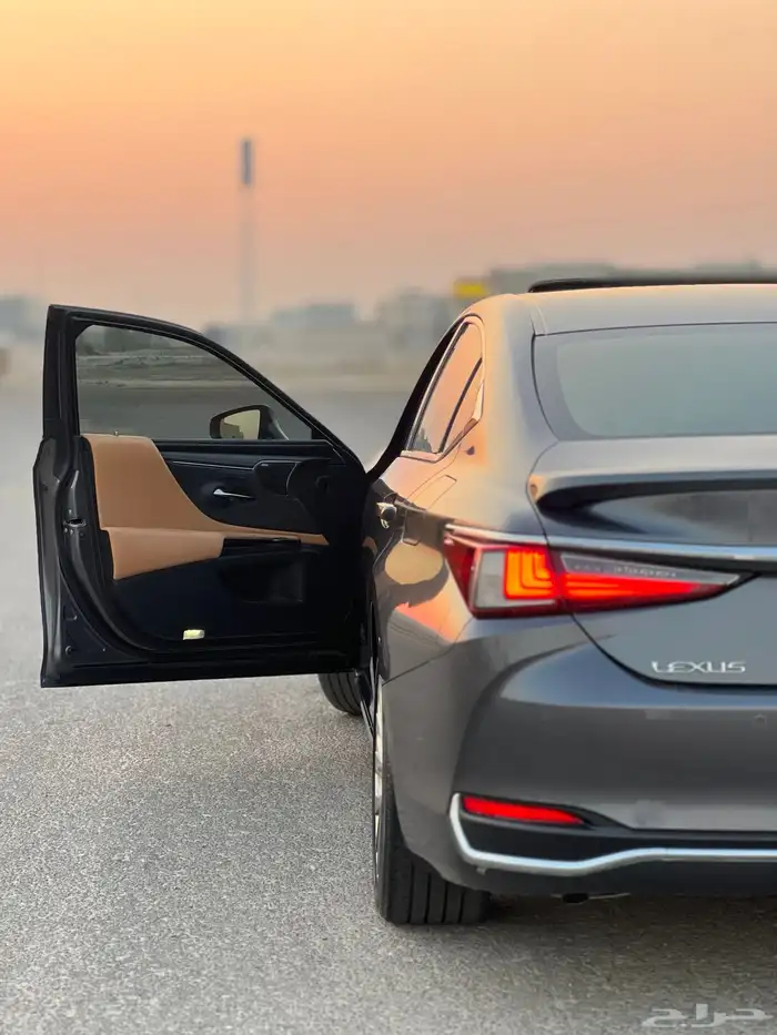 لكزس ES300h بدي وكاله مالك اول فل كامل 21