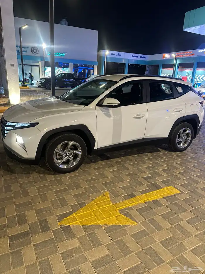 للبيع جيب توسان 2022 نص فل دبل 1