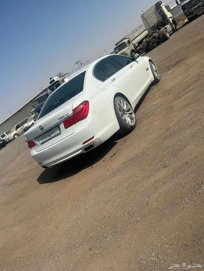 ( البيع اقساط ) BMW 2012 لوحه مميزه 1