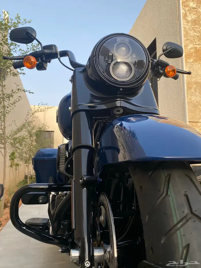 للبيع هارلي رود كنق 2023 جديد 12