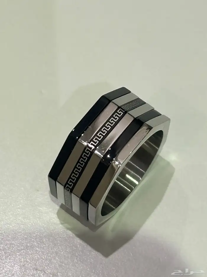 خاتم فاخر من قزاز وطقم فاخر قلم وساعة وكبك 1