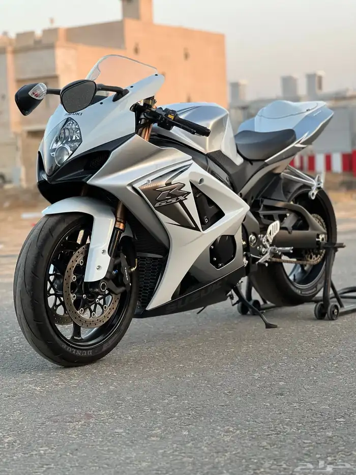 دباب سوزوكي 1000 موديل 2008 1