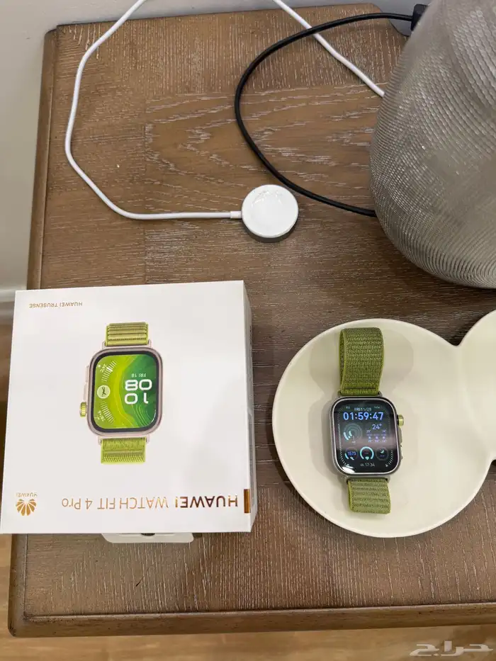 ساعة هواوي فيت 4 برو 0