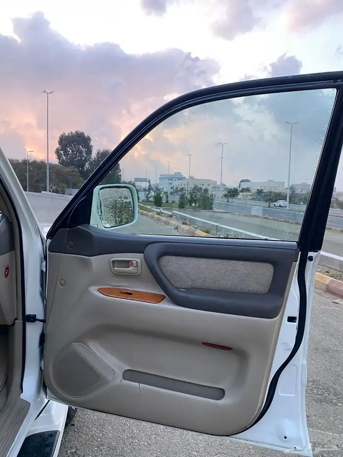 لاندكروزر تويوتا فل 2006 23