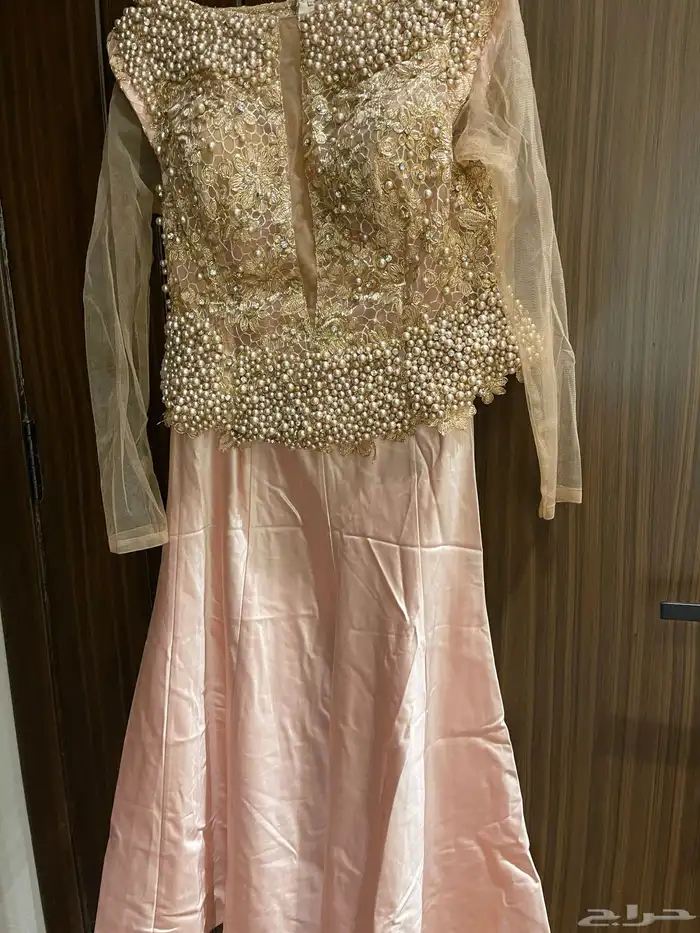 فستان مستعمل للبيع 2