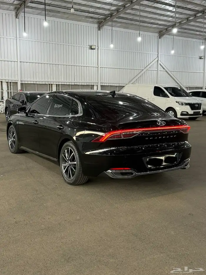 ازيرا 2022 6سلندر بدي وكاله 8