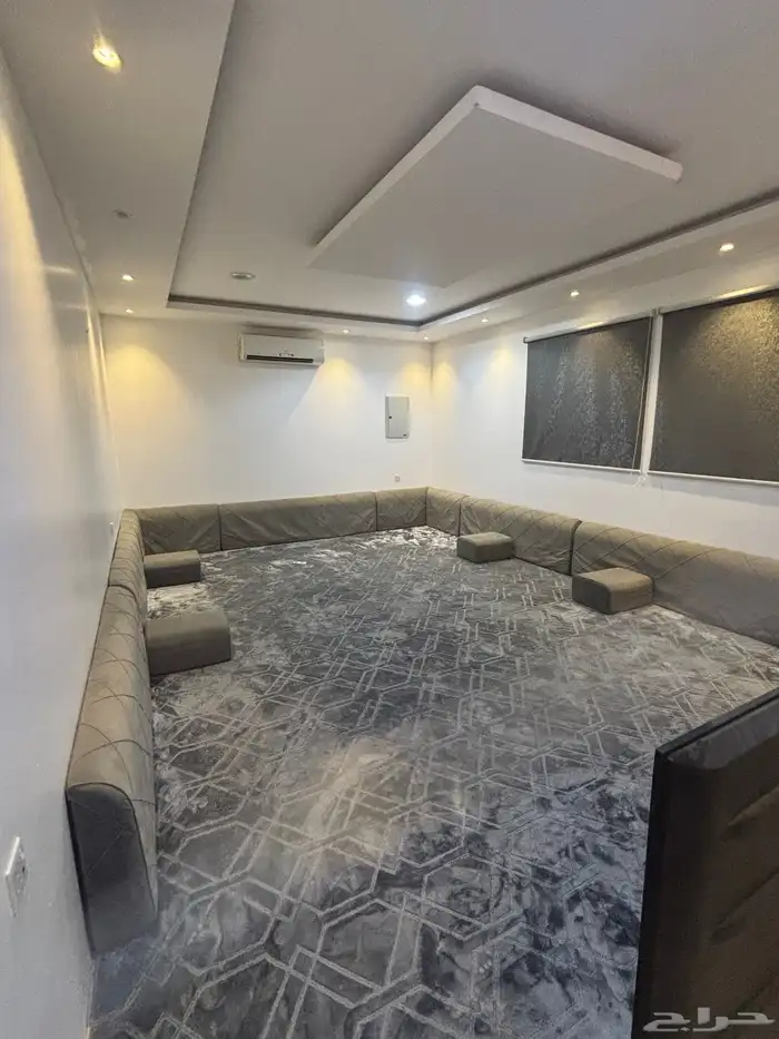 مجلس كامل 6-4 0