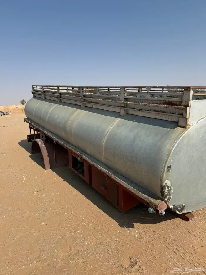 تانكي عايدي مستعمل فيه بعض الشقوق الموضحه فالتصوير فقط 2