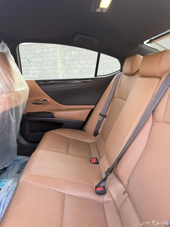 للبيع لكزس 2021 46