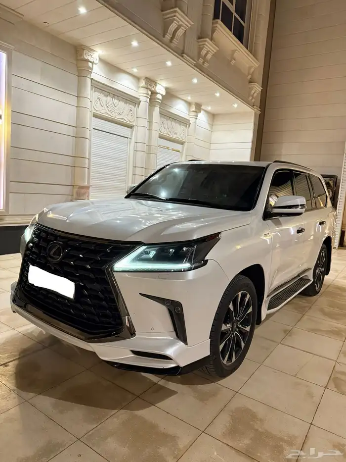 لكزس 2021 بريمي 0