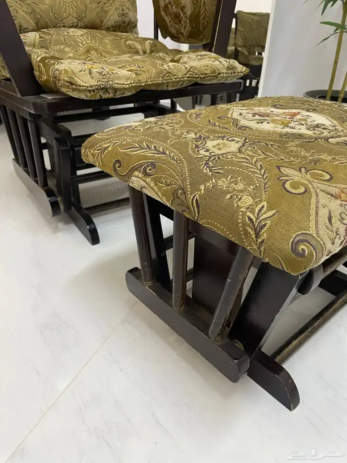 كرسي هزاز خشب 1