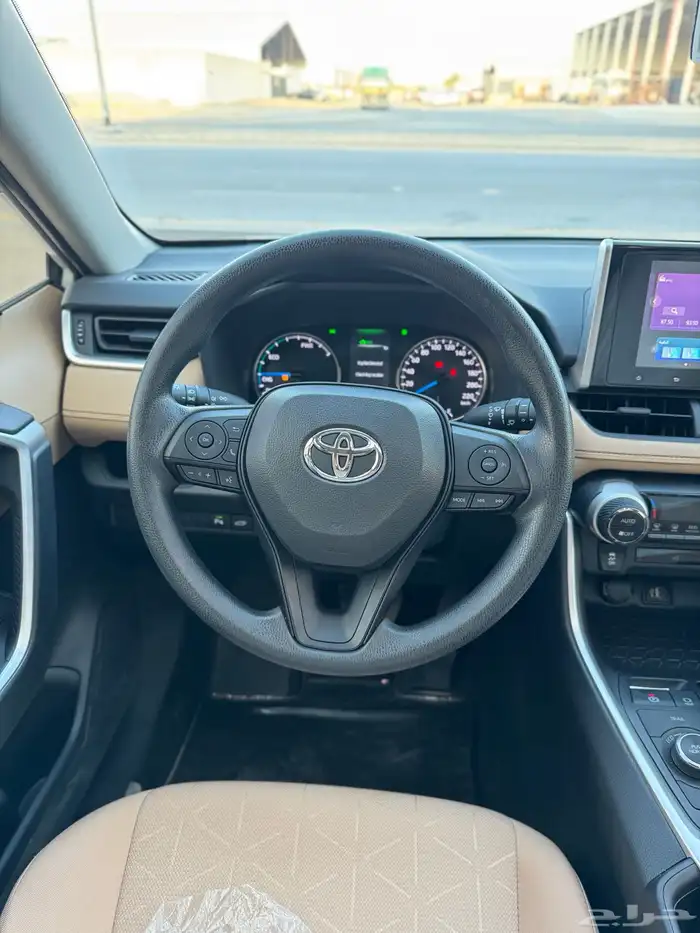 للبيع تويوتا راف فور 2024 - فل كامل هايبرد - بحالة الوكاله 14