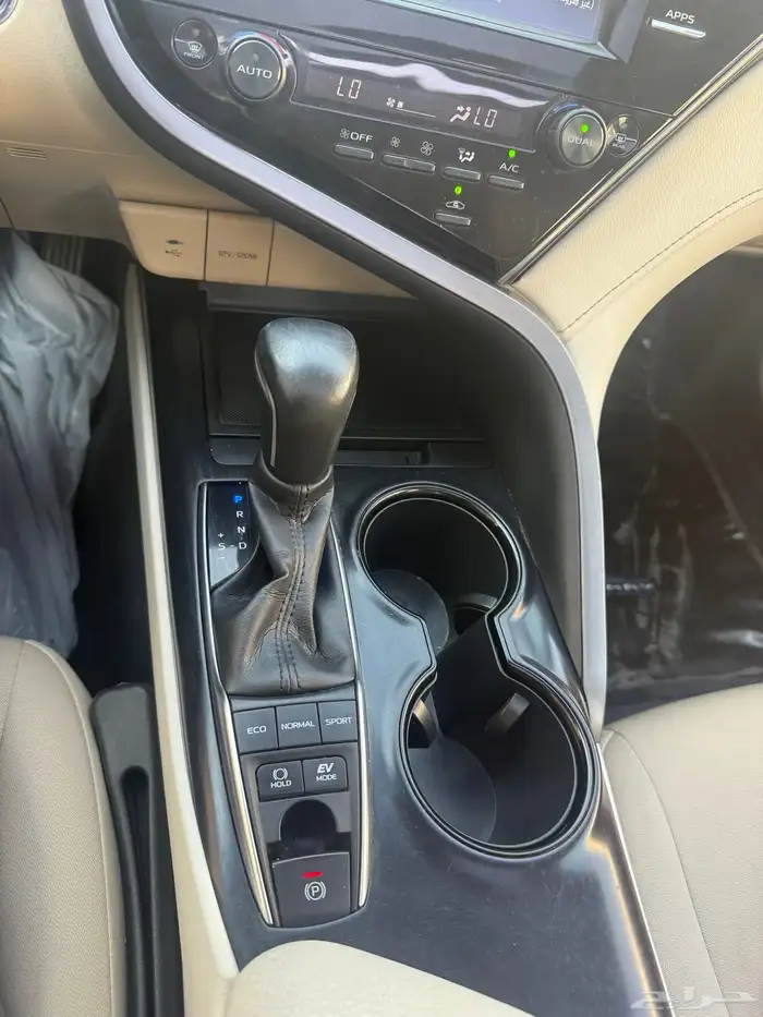 كامري 2020فل كامل هايبرد 12