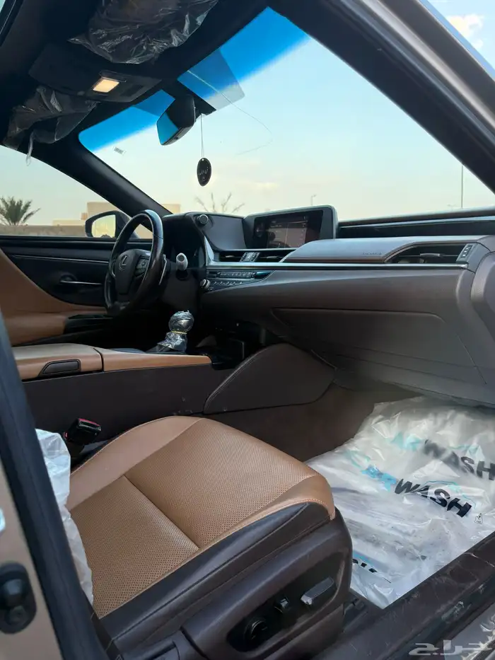 للبيع لكزس 2021 59