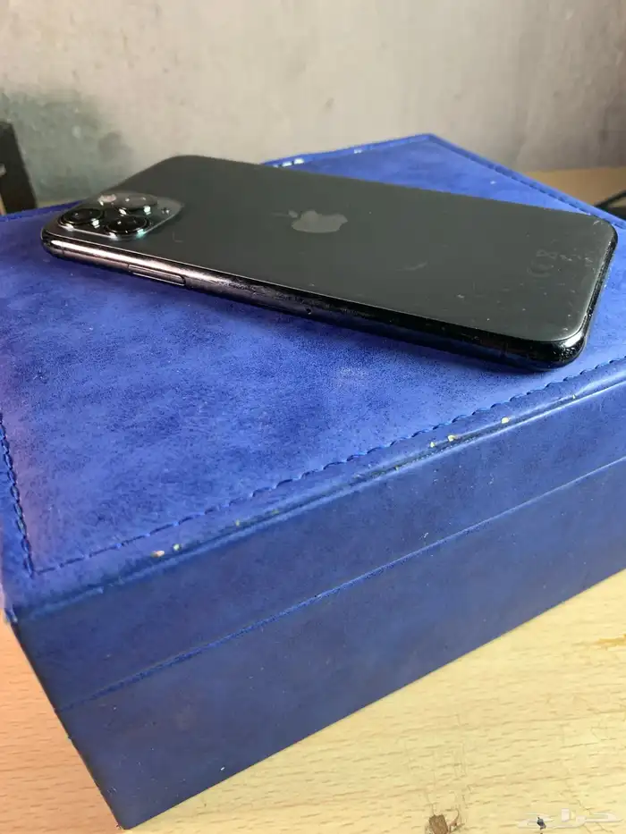 أيفون 11 برو 64 قيقا 3