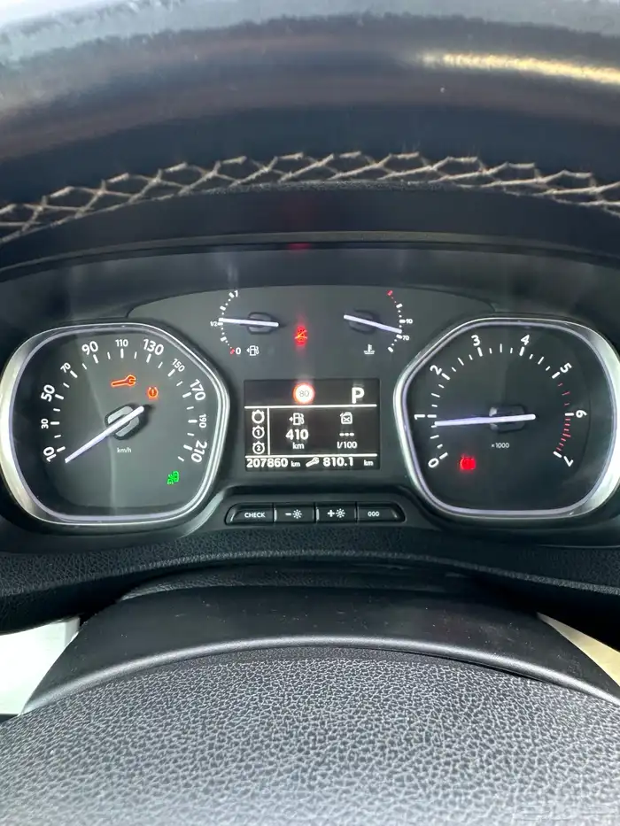 بيجو ترافلر ديزل 2019 15