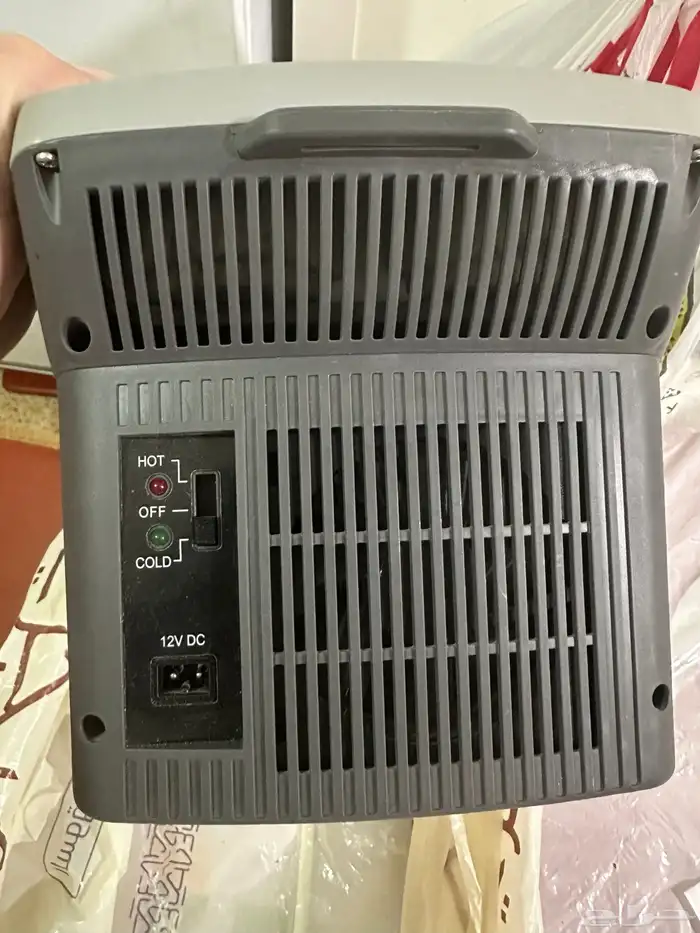 ثلاجة سيارة تروبيكال 9 لتر وقلاية هوائية ديلونجي 2