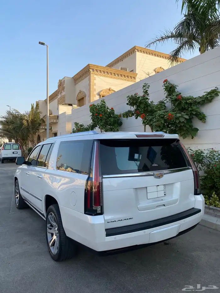 كاديلاك اسكاليد 2016 بحاله الوكاله 5