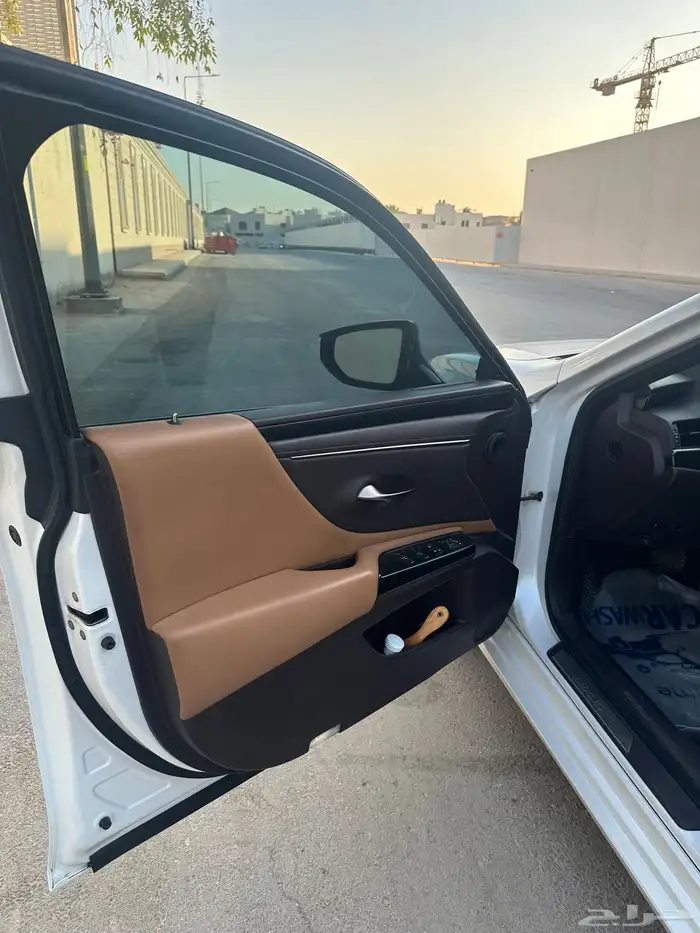 لكزس Es250 عبد الطيف جميل 2021 11