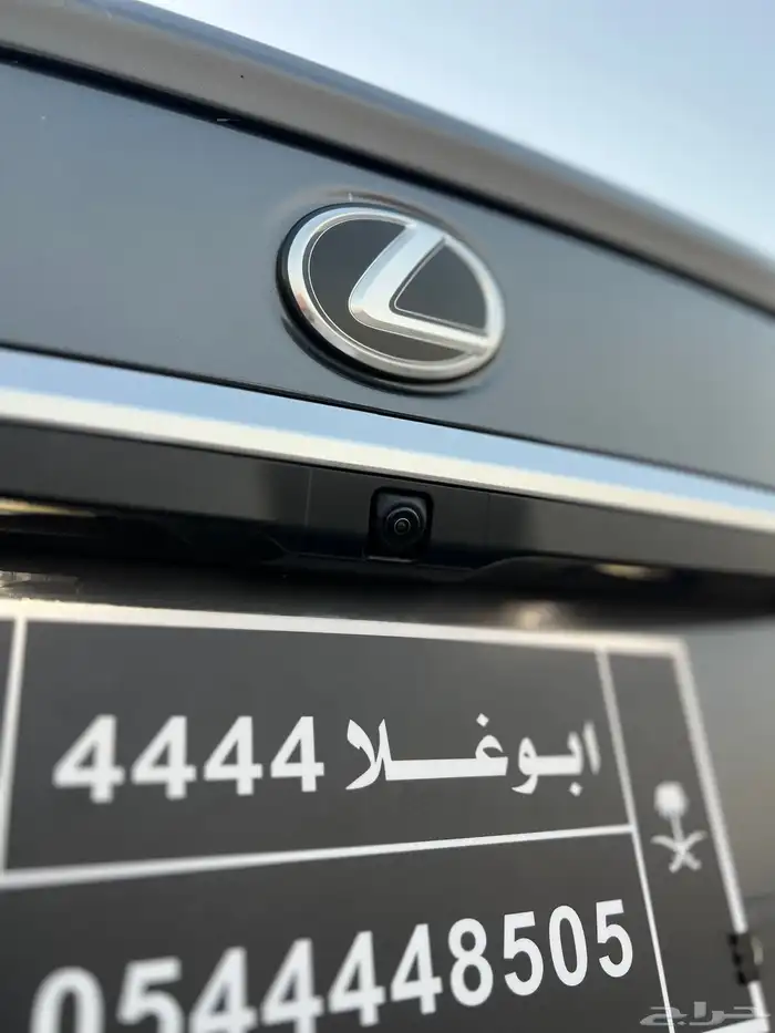 لكزس ES300h بدي وكاله مالك اول فل كامل 15