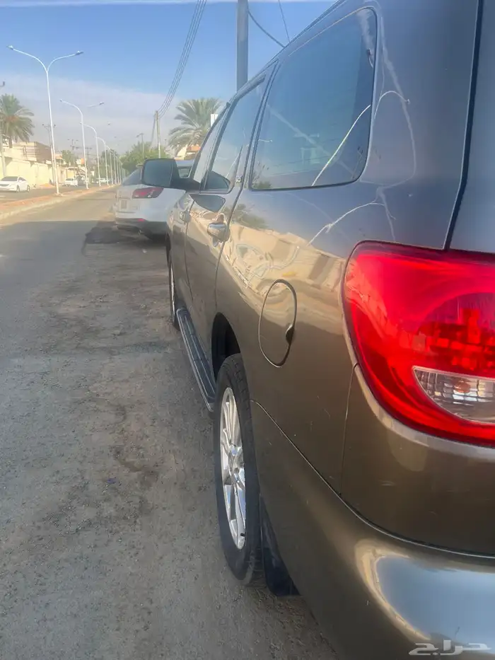 للبيع سكويا 2012 نص فل دبل وثلاجة 6