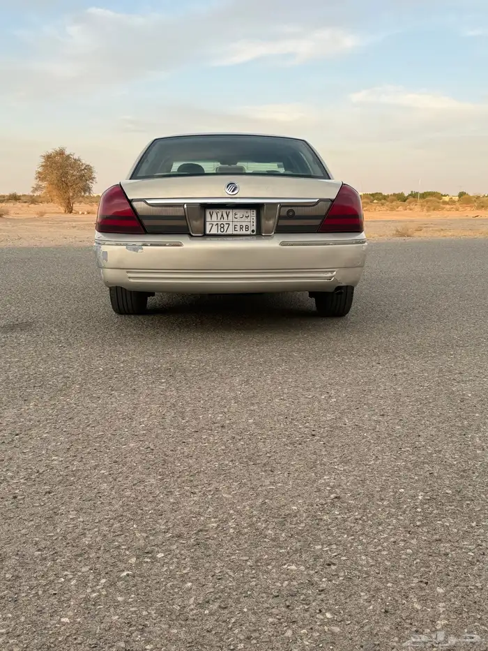 فورد 2009 جراند ماركيز 5