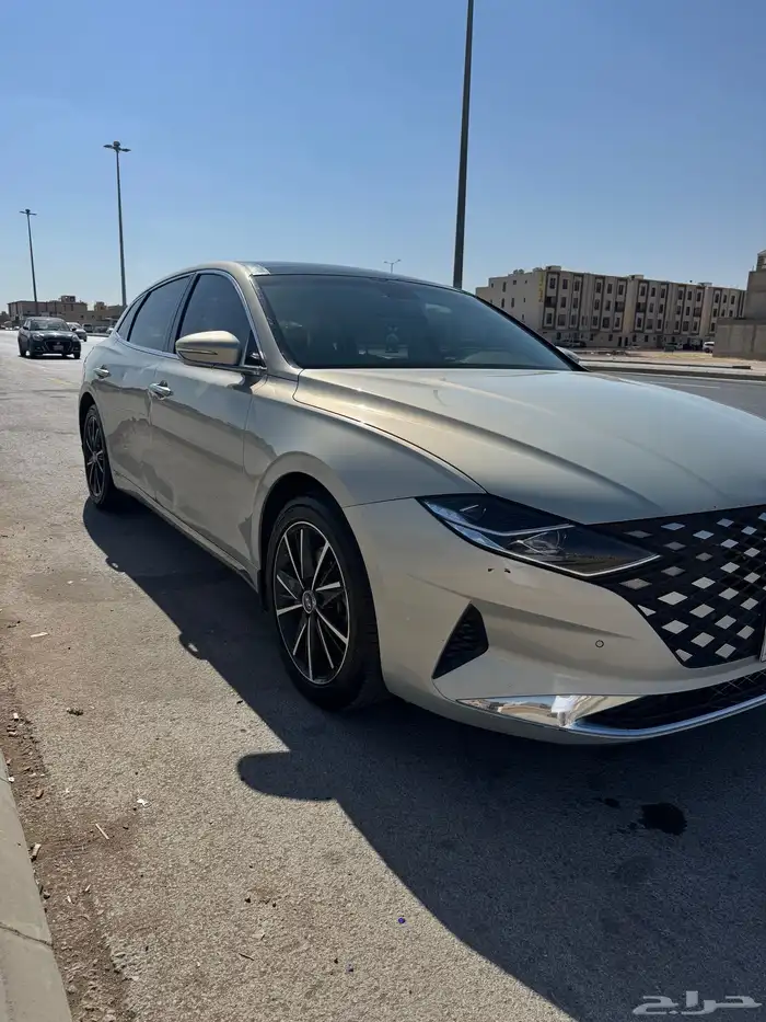 هونداي ازيرا 6 سلندر 8