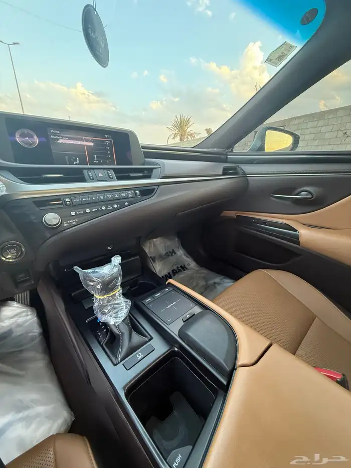 للبيع لكزس 2021 48