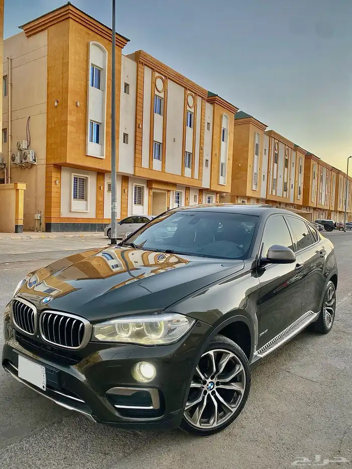 للبيع-BMW X6 xDrive35i جيب لون نادر ومميز طلبيه خاصه 3