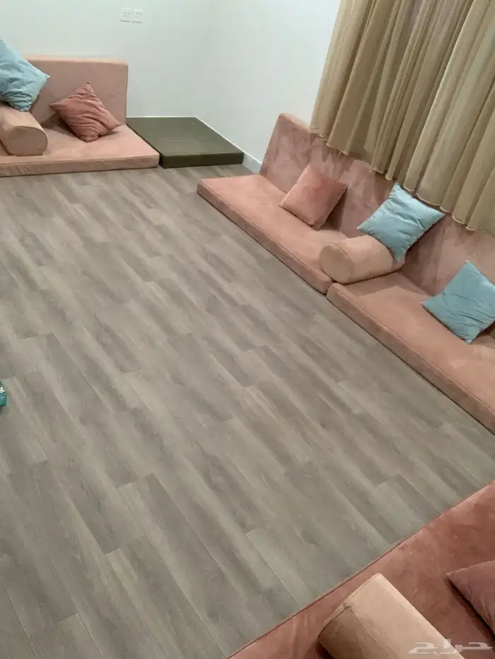 غرفه اطفال دولاب مساند وجلسات ارضيه 3