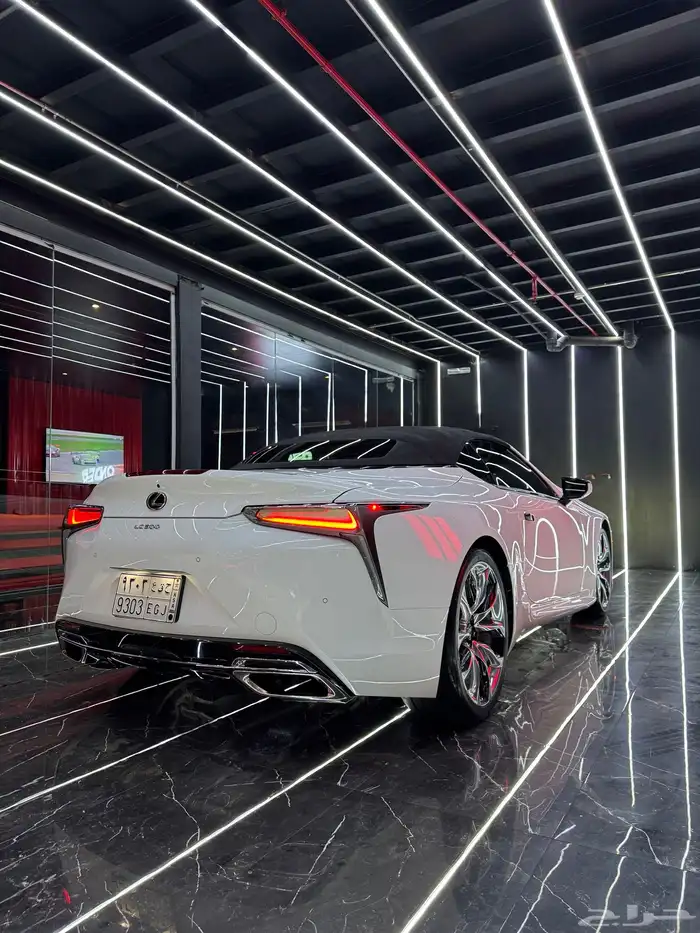 لكزس LC500 2021 4