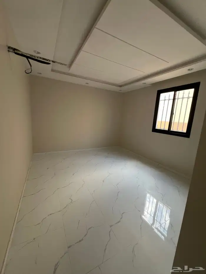 فلل للبيع موقع مميز بالواصليه 13