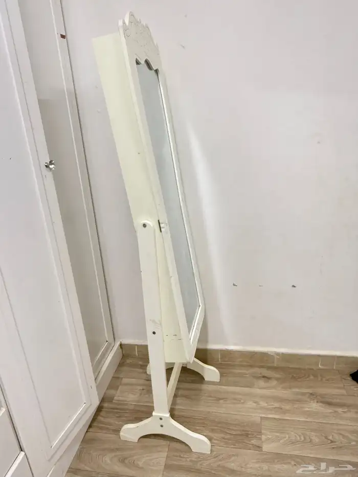 دولاب أساور سعره الأصلي500 0