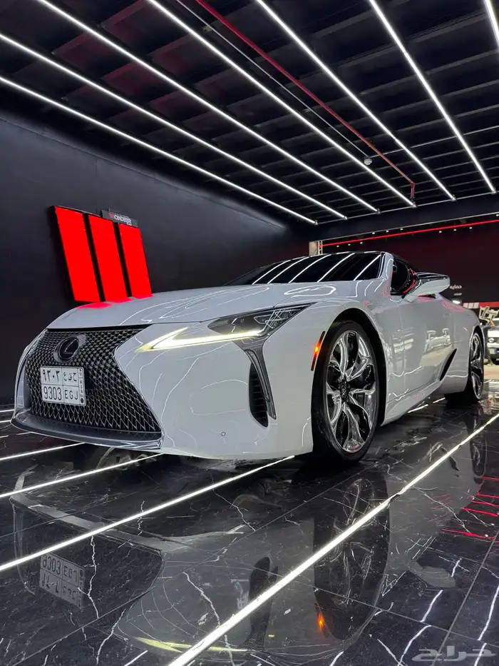 لكزس LC500 2021 0