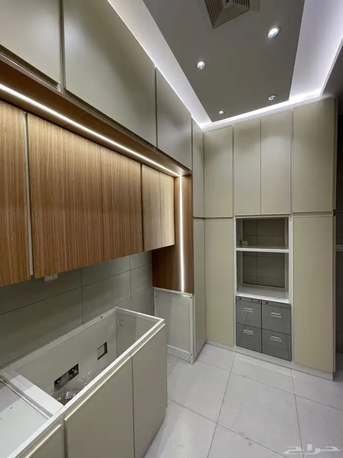 مطابخ المنيوم وساج يوجد صيانة و تكملة 77