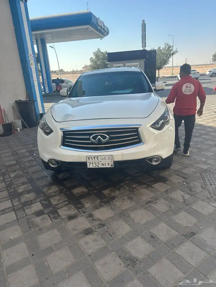 انفنتي FX50 2009 11