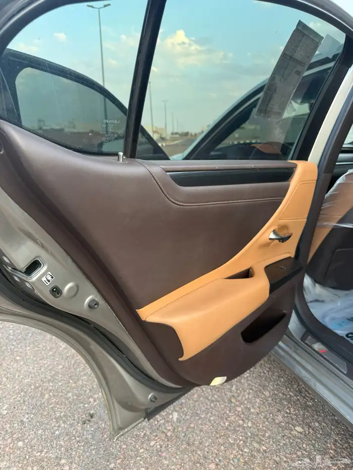 للبيع لكزس 2021 44