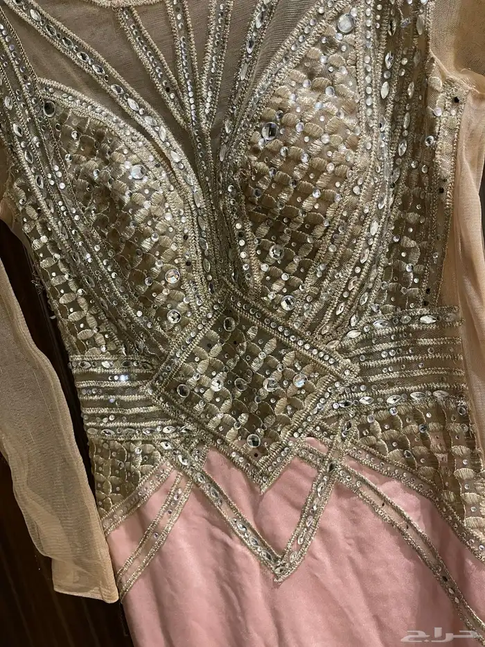 فستان مستعمل من اسمول لميديم 0