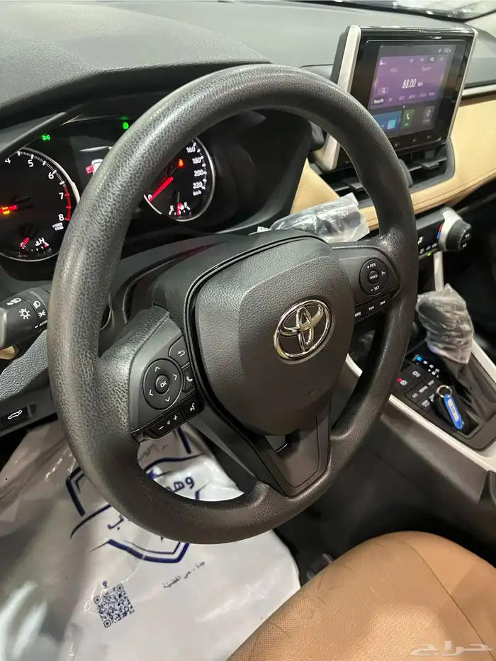 تويوتا راف فور 2024 XLE بنزين فل كامل شبه جديد 3