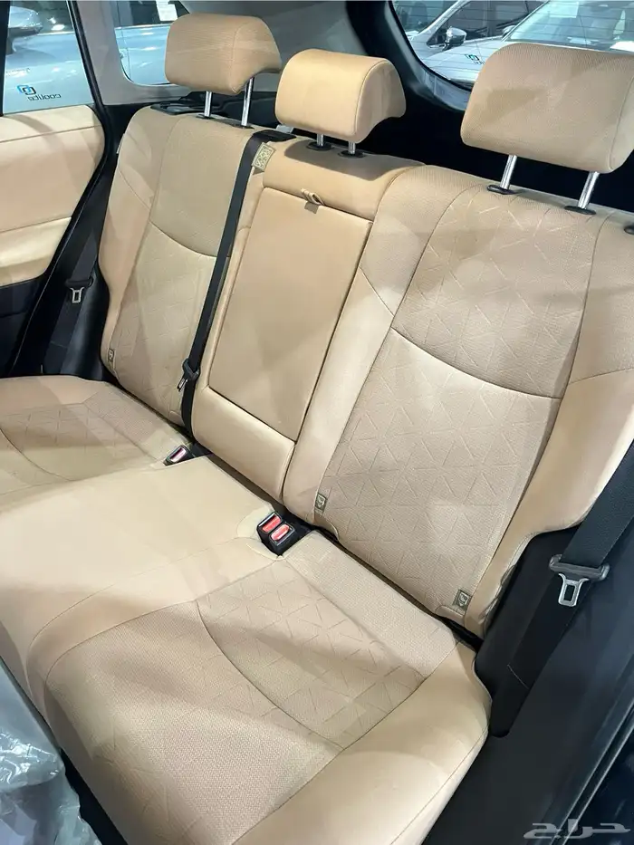 تويوتا راف فور 2024 XLE بنزين فل كامل شبه جديد 8