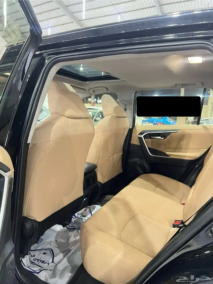 تويوتا راف فور 2024 XLE بنزين فل كامل شبه جديد 7