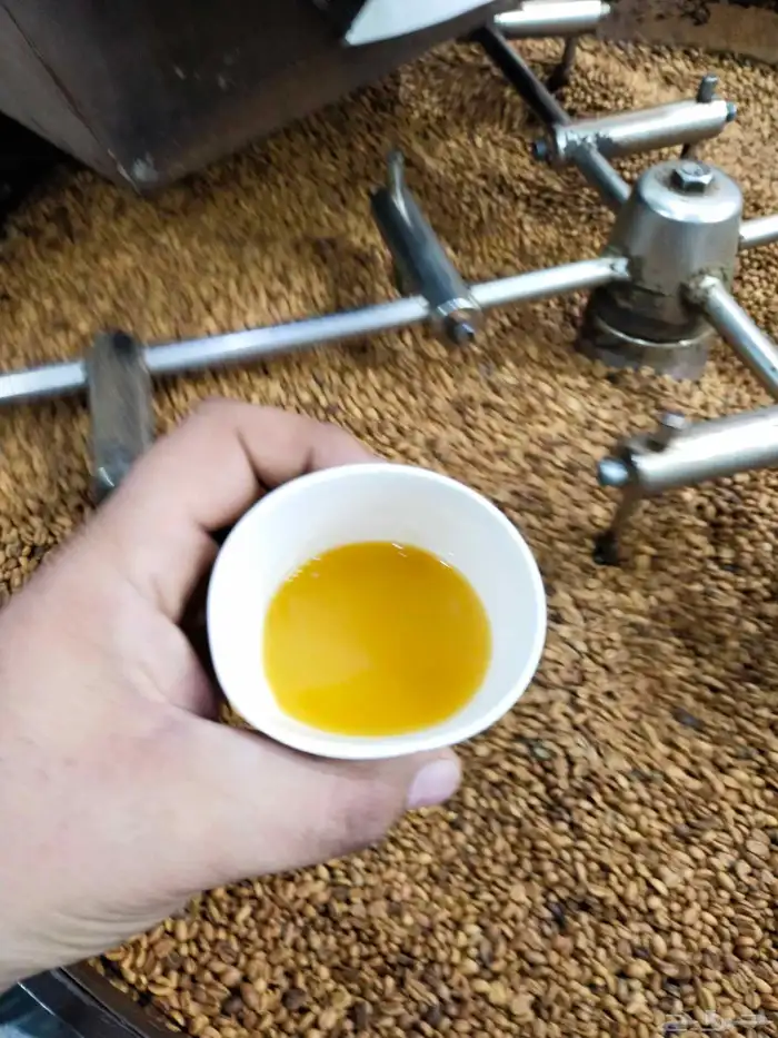 معلم تحميص وطحن وتسوية خلطات القهوه البيشيه 3