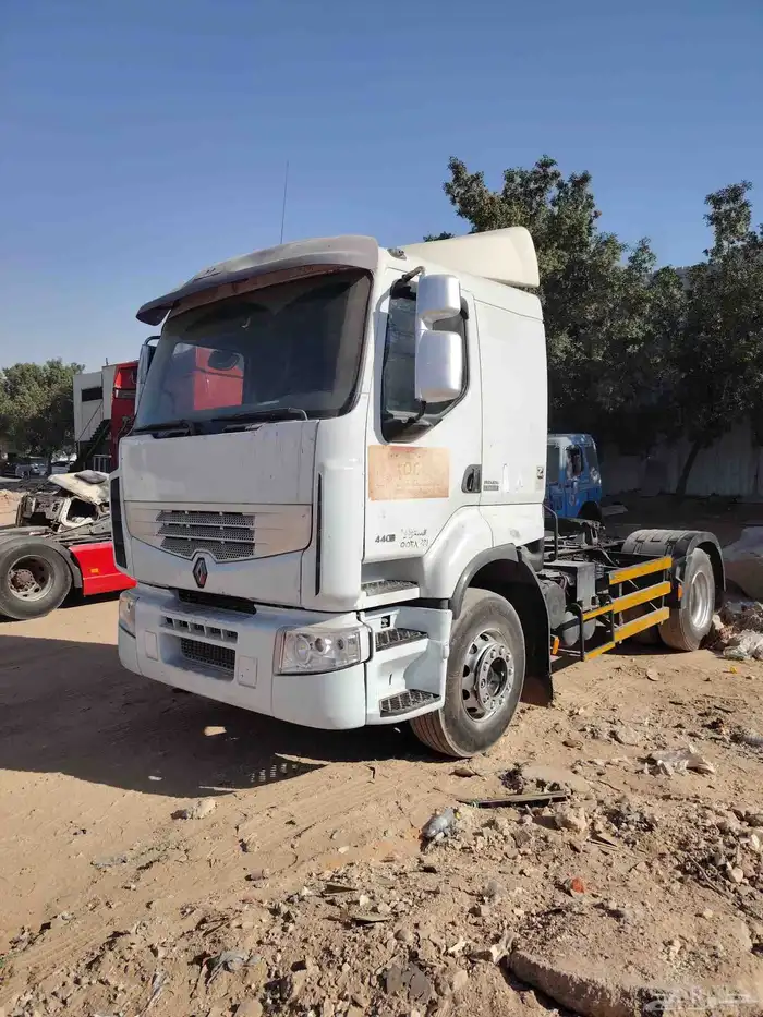 رينو زاهد موديل 2012 مقاس 440 للتواصل 0